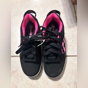 Heelys Black and Pink Roller Shoes